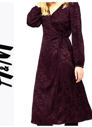 Красивое жаккардовое платье миди