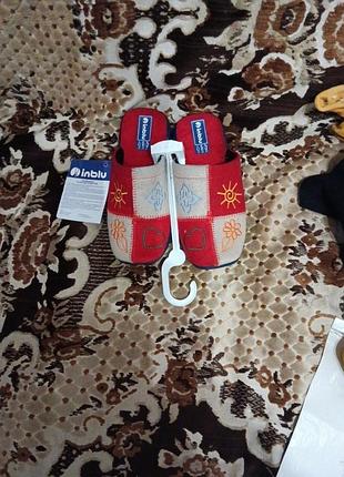 Тапочки для девочки, очень красивые, поточные и симпатичные