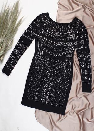 Платье в камнях