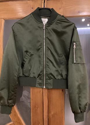 Куртка жіноча , бомбер розмір s