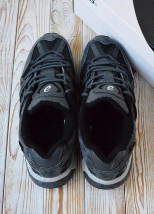 Зимние мужские кроссовки ASICS will be debuting a pair of brand new winter grey ассикс серого цвета термо5 фото