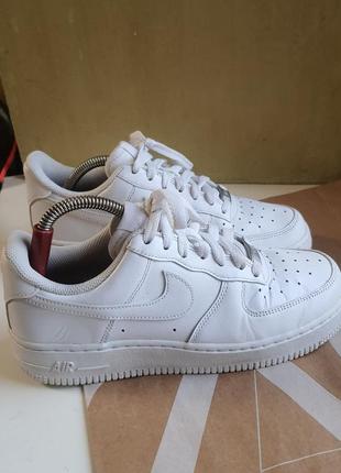 Кроссовки nike 38 размер кожа