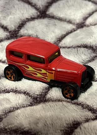 Модель автомобіля hotwheels midnight otto 2001