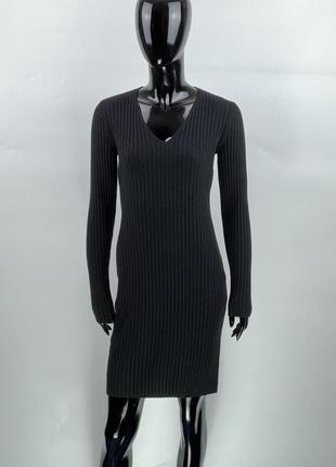 Вовняна сукня в рубчик