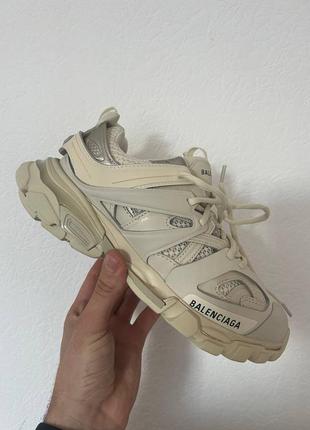 Женские бежевые кроссовки баленсиага balenciaga track beige