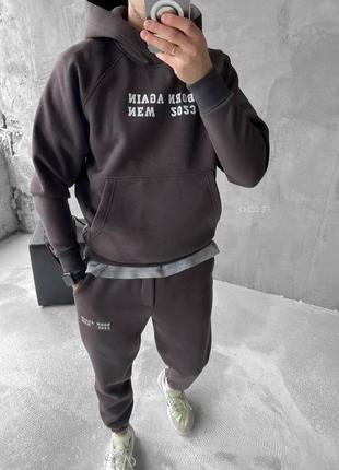 Мужской спортивный костюм на зиму в сером цвете качественного материала на каждый день