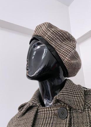 Берет с окантовочкой из экокожи