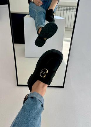 Лоферы женские