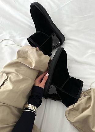 Ugg mini black lacquer уггі 2