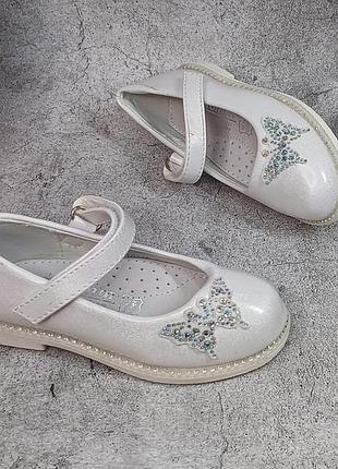 Дитячі туфлі для дівчинки нарядні святкові
