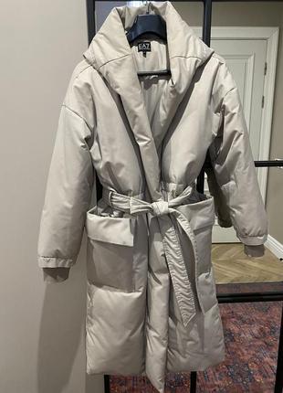 Пуховик, пальто emporio armani