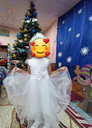 Новогоднее платье снежинка