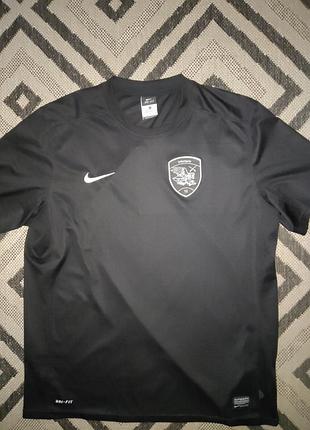 Футболка спортивна nike dri fit