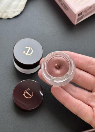Кремовые тени charlotte tilbury eyes to mesmerize cream eyeshadow.