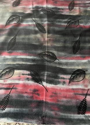 Интересный теплый мягкий палантин в листья7 фото