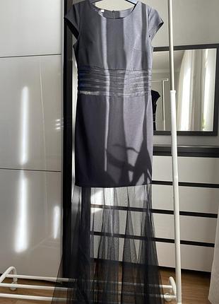 Вечернее платье