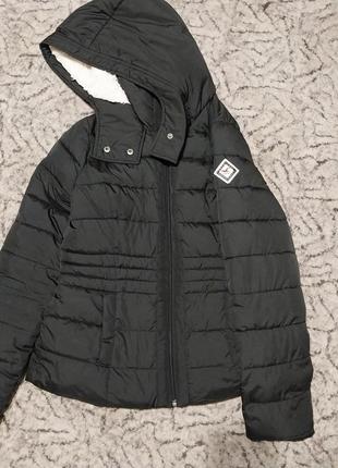 Куртка пуховик,размер s,hollister