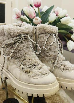 Сапоги для девочки бренда zara