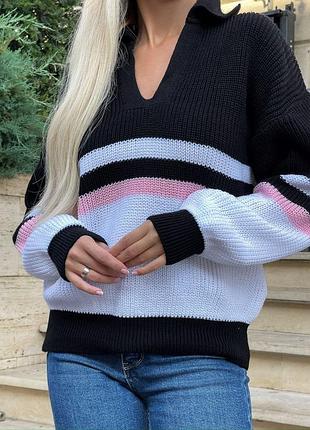 Женский свитер вязаный из шерсти и акрила шерстяной белый черный с v-вырезом и воротником теплый в полоску