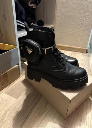 Сапоги prada