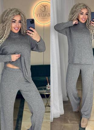 Теплий брючний костюм