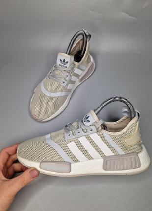 Кроссовки adidas boost