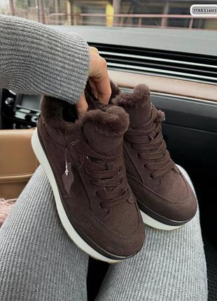Кросівки жіночі зимові