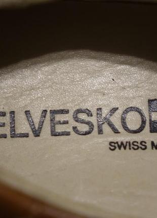 Комфортные фирменные кожаные ортопедические туфли цвета молочного шоколада helvesko...