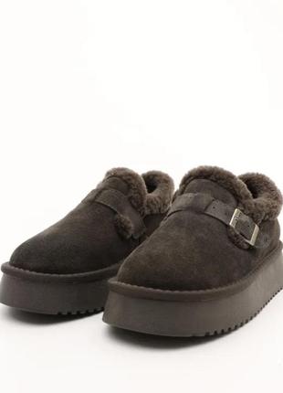 Зимняя обувь под uggs, натуральная замша и овчина внутри, 39р, обувались до 5 раз