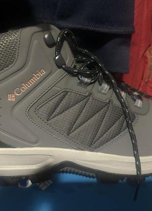 Фірмові термо кросівки columbia 45 р