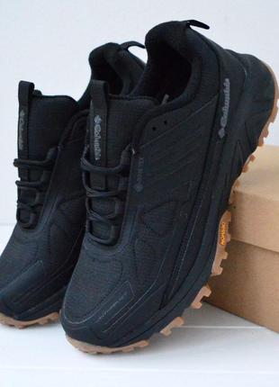 Columbia nonsplip goretex black 2