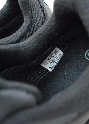 Columbia nonsplip goretex black 10