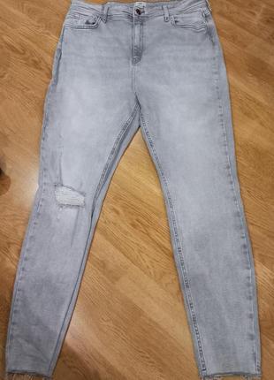 Джинсы рваные,river island,р 20
