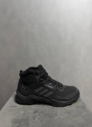 Водостійкі боти adidas