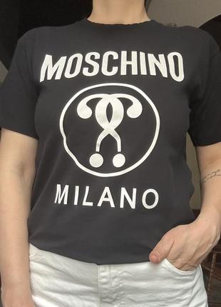 Футболка moschino