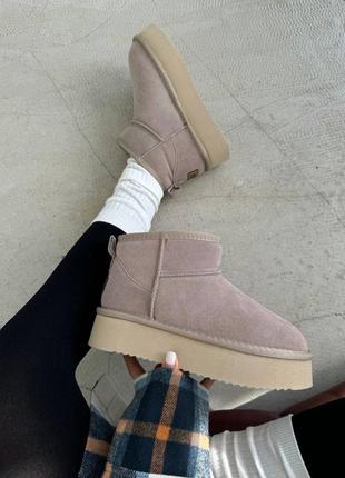 Женские угги как ugg ultra mini platform beige/cream suede.