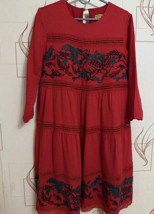 Платье вышитое вышиванка, очень красивое, теплое, на подкладе