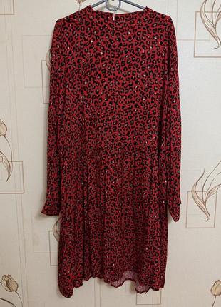 Платье платье, одевала 1 раз в р м, можно к хл, оно оверсайз