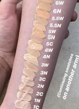 Тональная основа для лица charlotte tilbury airbrush flawless foundation (30 мл) 3 neutral7 фото