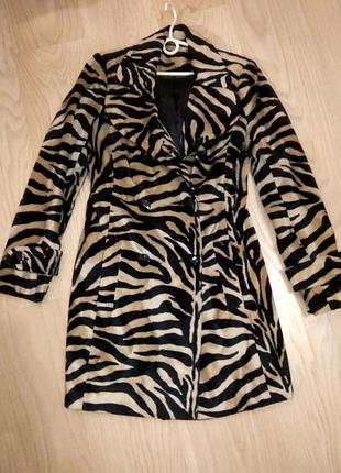 Пальто принт зебра   в анімалістичний принт2 фото