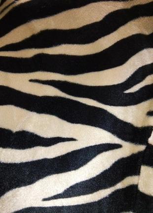 Пальто принт зебра   в анімалістичний принт3 фото