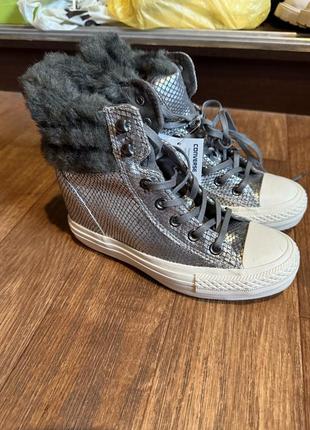 Жіночі кеди, снікерси converse