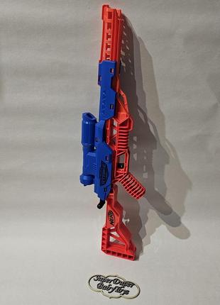 Бластер nerf strike.