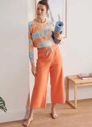 Широкі, міцні спортивні штани від tchibo (німеччина) розмір наш 44-46(s євро)