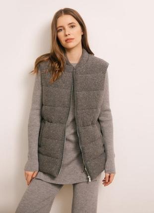 Жилет стеганый кашемировый gd cashmere серый xs