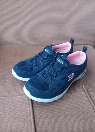 Кроссовки skechers