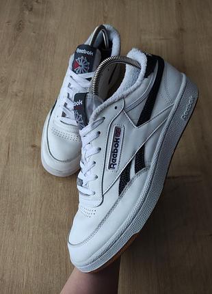 Круті чоловічі шкіряні кросівки reebok, оригінал, модель 2021 року, р.44