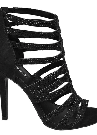 Босоножки бренда catwalk.