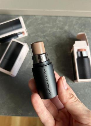 Кремовый скульптор westman atelier petite face trace contour stick (biscuit) 2.5 g