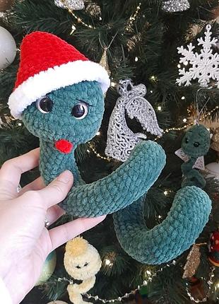 Змія. іграшка ручної роботи. подарунок на новорічні свята.